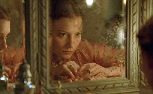 madamebovary_filmreview_splash650