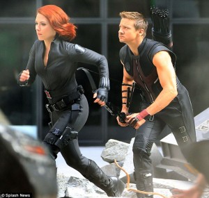 Hawkeye-Black-Widow-Weapons-Avengers | The Movie Blog