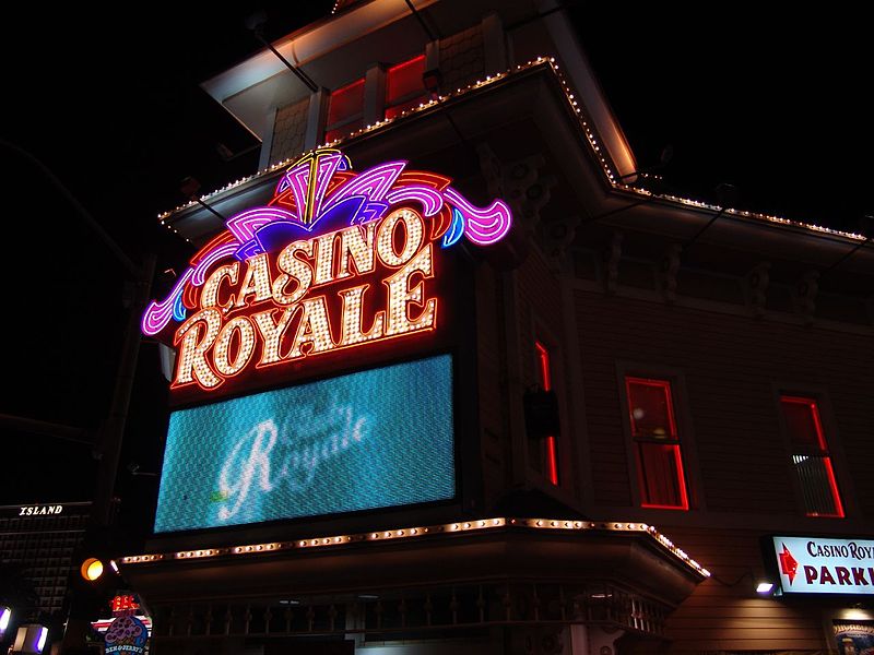 Casino Royale 2006 free online putlocker