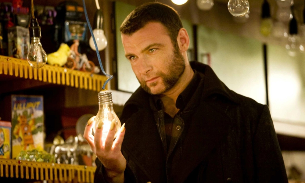 Liev Schrieber Sabertooth