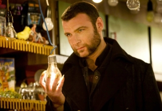 Liev Schrieber Sabertooth