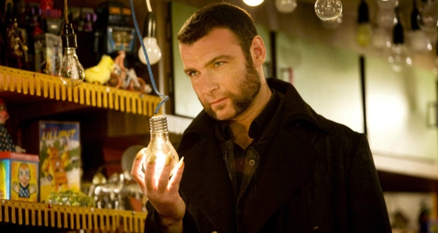 Liev Schrieber Sabertooth